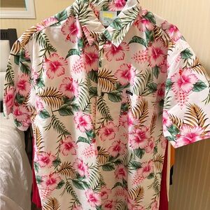 Vibrant Floral Men's Button Down Shirt